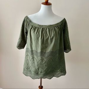 Danielle Rainn cotton eyelet sage grn off shoulder